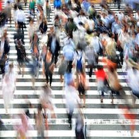 pedestrians-g6de8e2d86_640